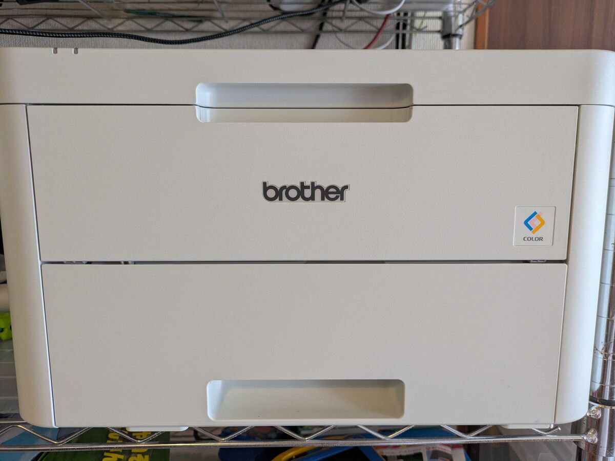 ブラザー JUSTIO HL-L3230CDW の正面